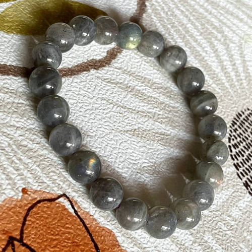 Elastický náramek s purpurovým labradoritem A100 — foto 6