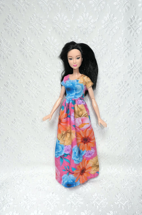 Dlouhé šaty pro Barbie — foto 2