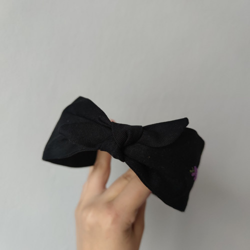 Černá čelenka — foto 4
