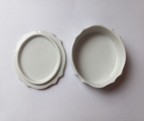 Porcelánová dóza - šperkovnice — foto 3