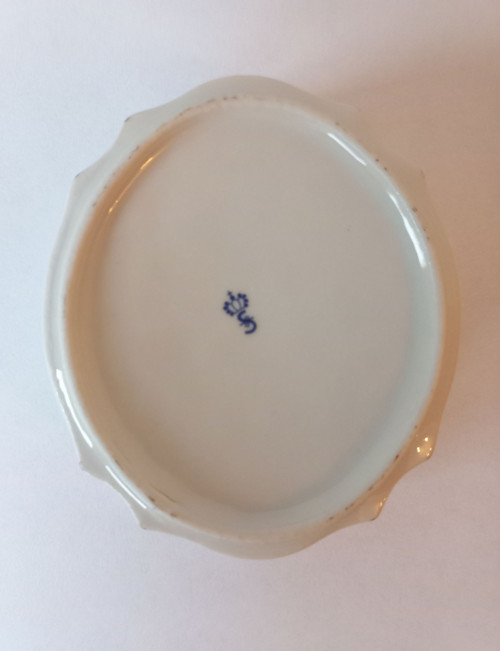 Porcelánová dóza - šperkovnice — foto 4