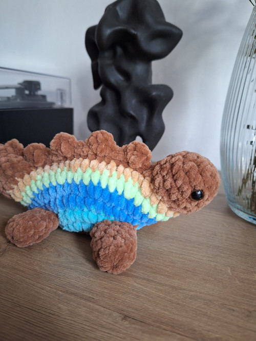 Háčkovaný dinosaurus — foto 4