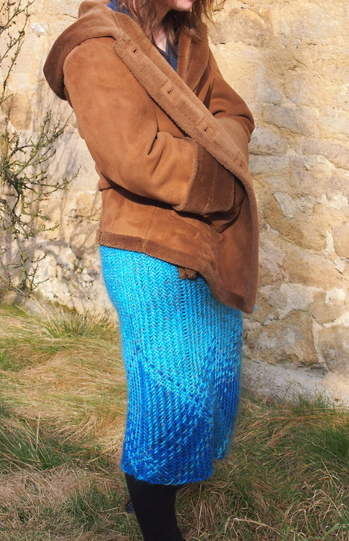 Modrá Nefertiti-sukně-sprang — foto 2