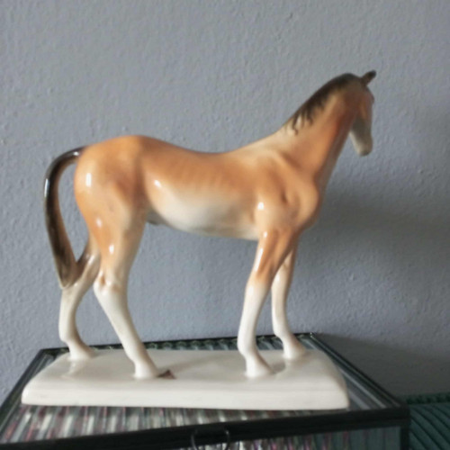 Porcelánový kůň Royal Dux — foto 2
