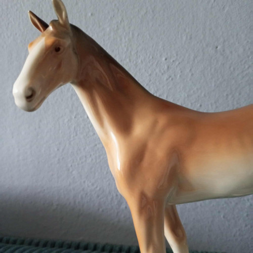 Porcelánový kůň Royal Dux — foto 5