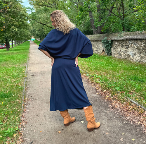 Zvonová sukně modrá — foto 4