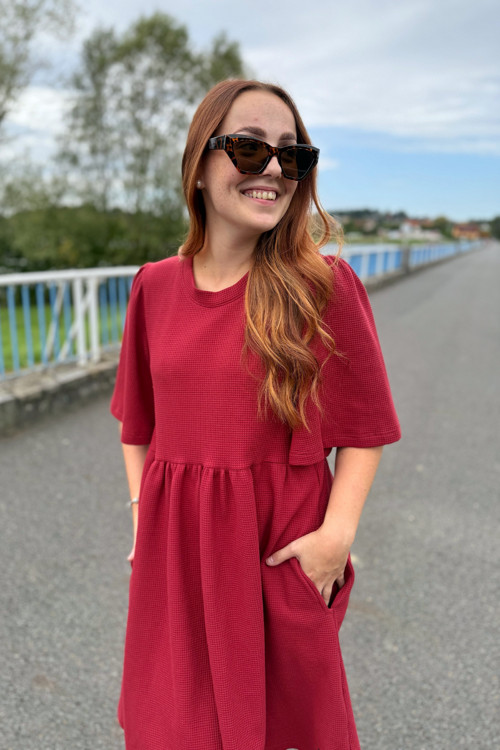 Vaflové šaty Bella — foto 2