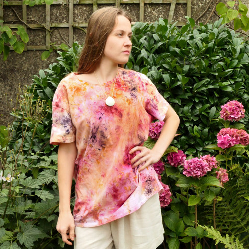 Přírodně barvené tričko unisex — foto 3