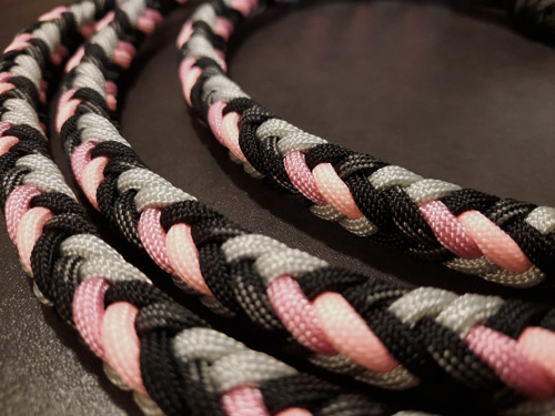 Vodítko přepínací GLOW paracord 2m — foto 3