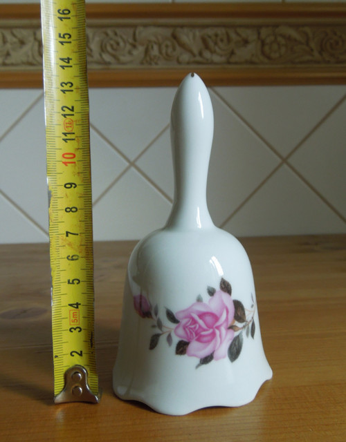 Retro porcelánový zvonek — foto 6