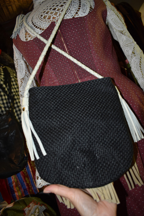 Stylová kabelka v boho stylu, s třásněmi.... — foto 5