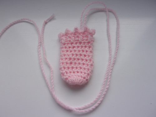 Háčkovaný pytlíček na amulet — foto 3