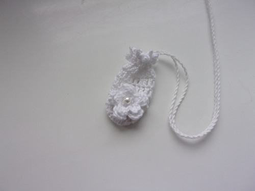 Háčkovaný pytlíček na amulet — foto 4