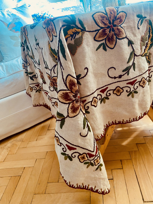 Ubrus vyšívaný raritní — foto 5