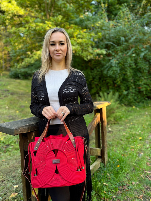 Elegantní třpytivá kabelka — foto 5