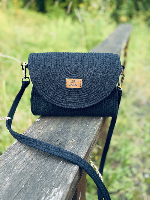 Černá crossbody kabelka SKLADEM — foto 5