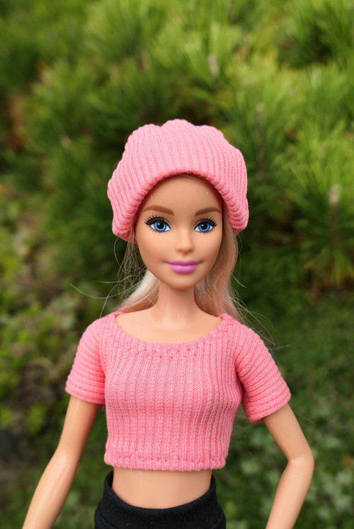 Čepice pro Barbie — foto 2