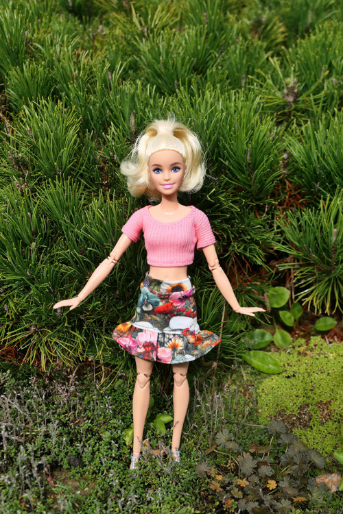 Sukně s volánkem pro Barbie — foto 2