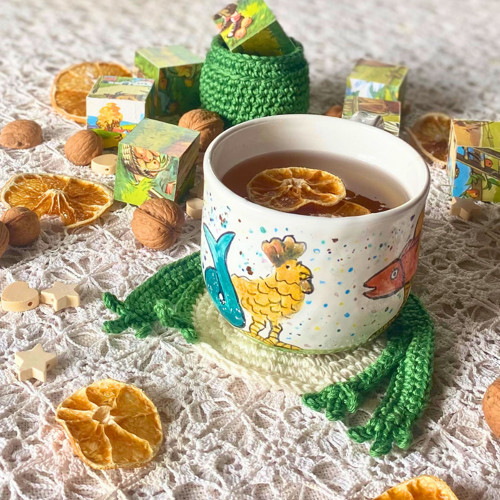 Háčkovaná podložka pod hrníček Žába — foto 3