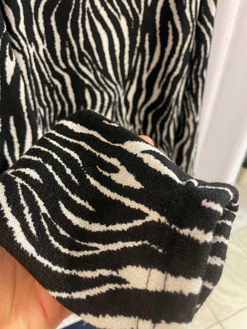 Dámské šaty zebra S/M — foto 4
