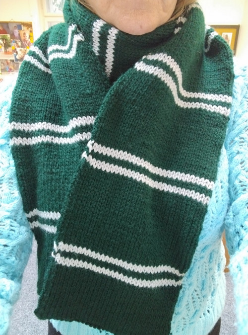 Pletená pruhovaná šála — foto 2