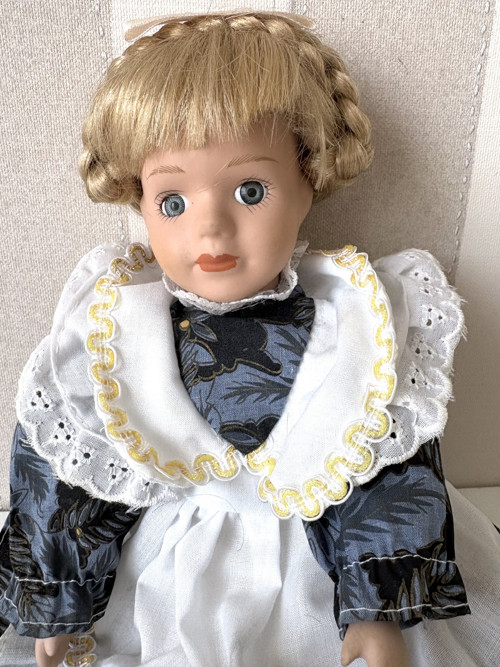 Porcelánová panenka Darina — foto 5