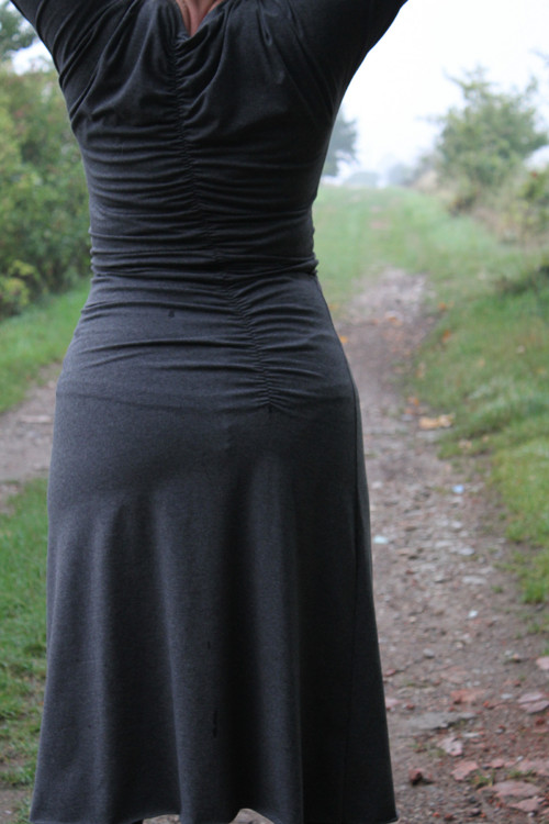 Řasené šaty .......... L - XL — foto 4