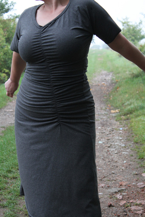 Řasené šaty .......... L - XL — foto 2