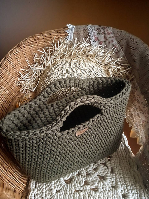 Háčkovaná taška olivová — foto 3