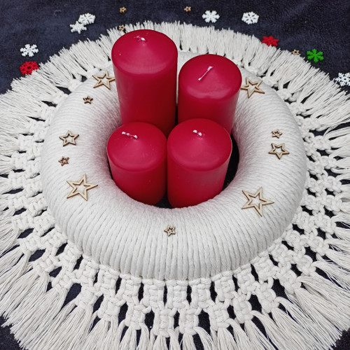 Elegantní adventní věnec, macramé — foto 6