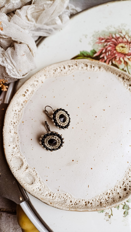 Mini earrings n.2 - vyšívané náušnice — foto 4