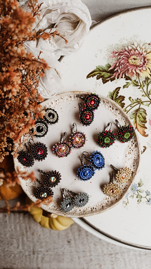 Mini earrings n.2 - vyšívané náušnice — foto 2