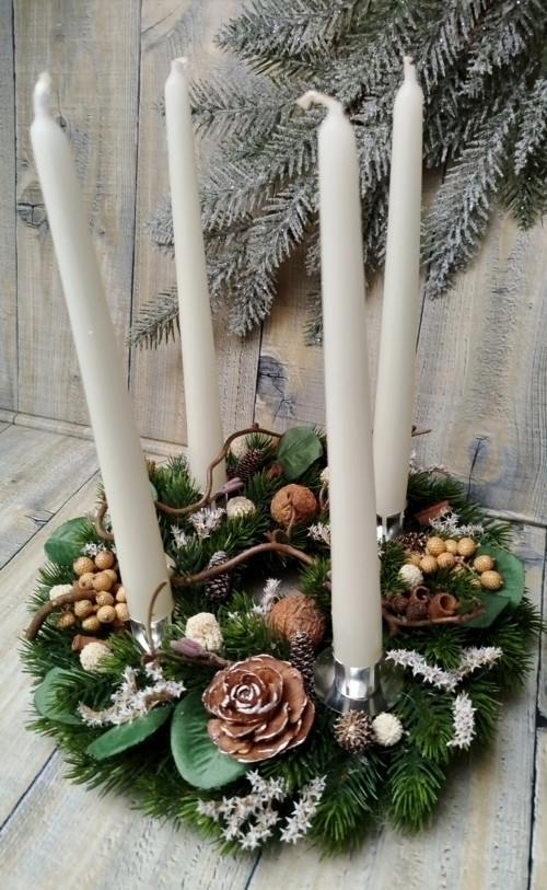Adventní věnec v béžové — foto 6