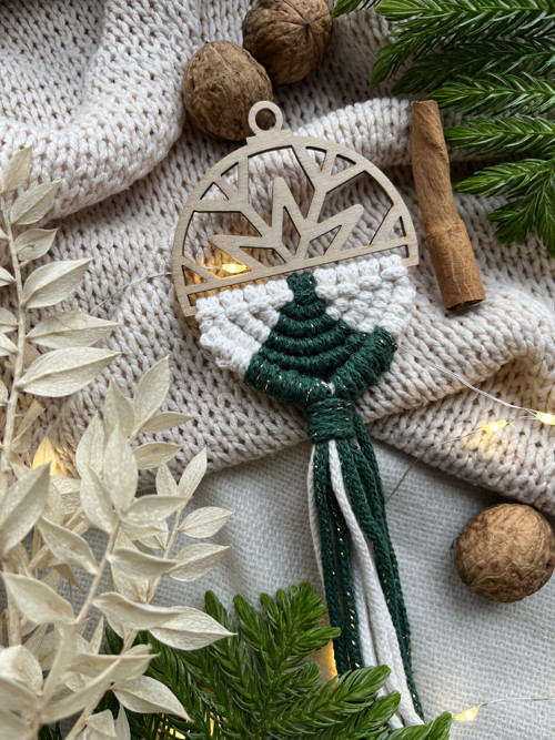 Macramé baňka zelená — foto 2