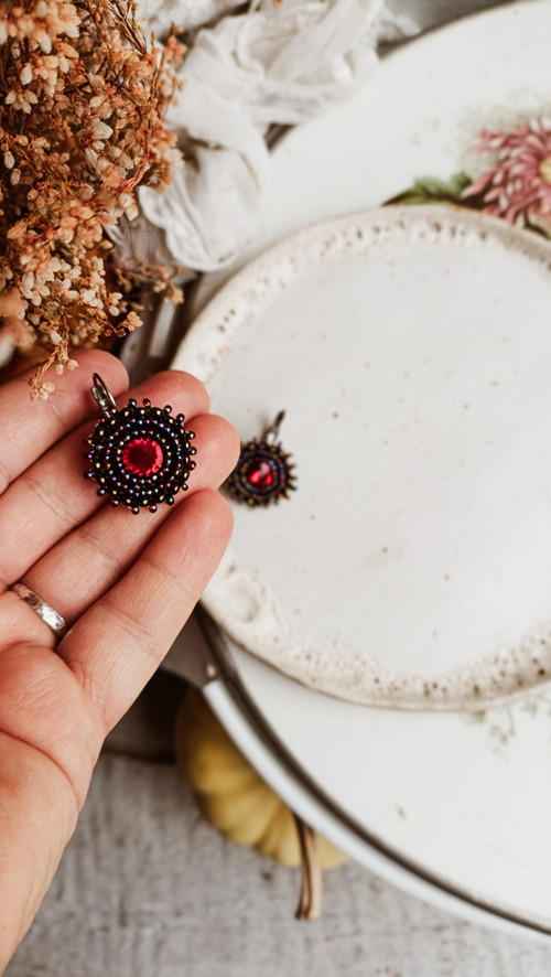 Mini earrings n.7 - vyšívané náušnice — foto 4