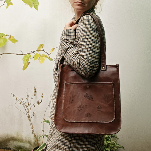 Kabelka WALKING Bag graving — foto 3