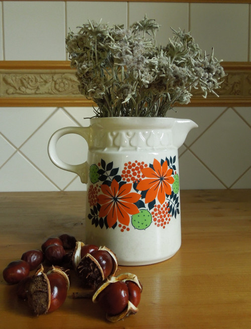 Starý porcelánový džbán — foto 2