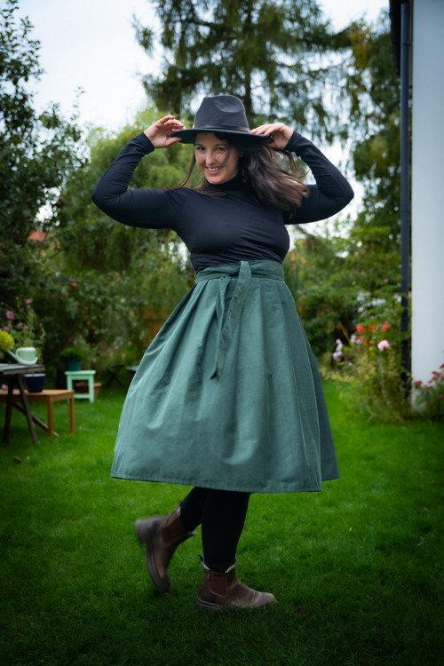 Manšestrová Midi - Smaragd — foto 2