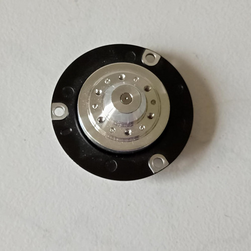 Motor pevného disku — foto 2