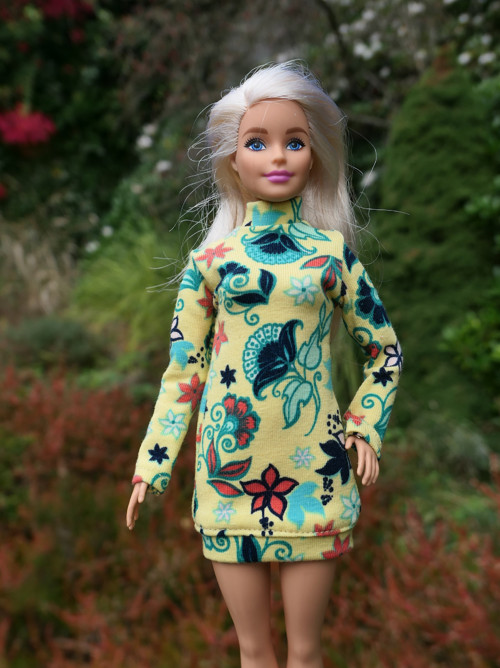 Barbie - mikina — foto 3