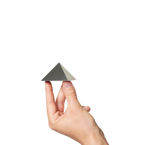 Pyramida 6x6 cm stříbrná — foto 4