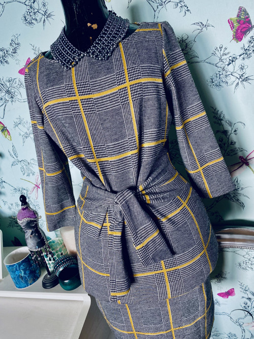 Šaty chic káro — foto 2