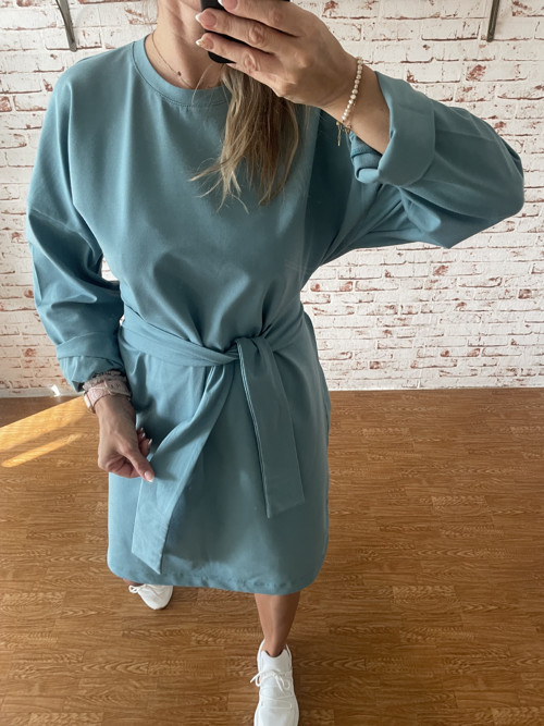 Oversize šaty — foto 5