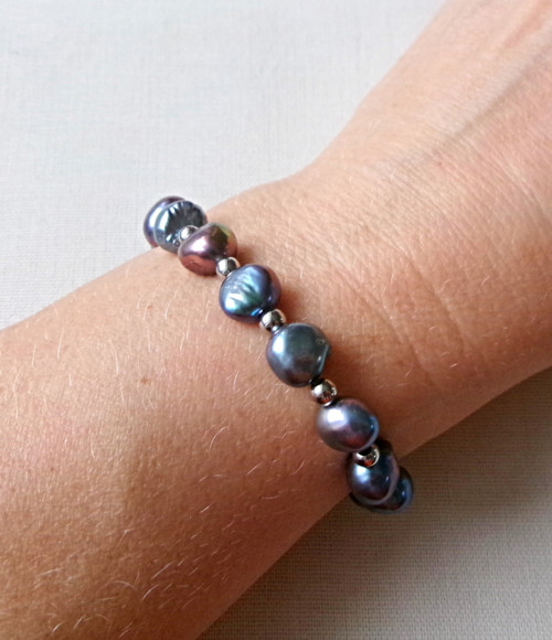 Náramek černé barokní perly — foto 3