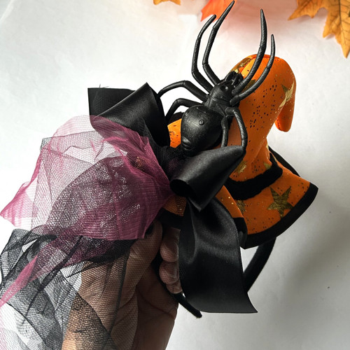 Halloweenský klobouček — foto 3