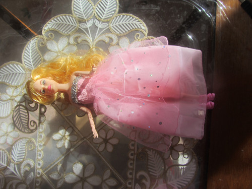 Společenské šaty pro Barbie č. 11 — foto 3
