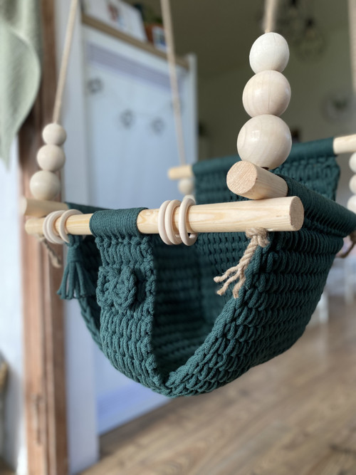 Ručně háčkovaná houpačka — foto 3