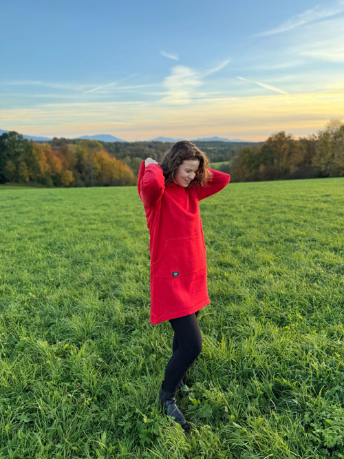 Mikinové šaty Cozy — foto 3