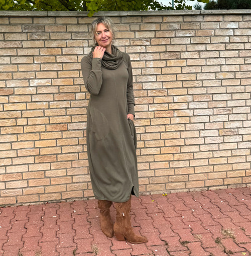 Dlouhé balonové šaty khaki — foto 3