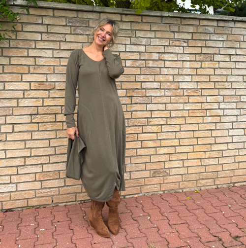 Dlouhé balonové šaty khaki — foto 4